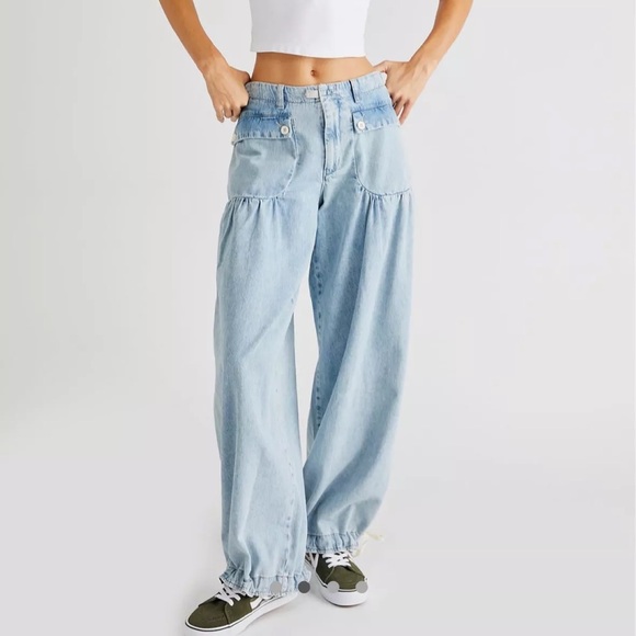 Free People Lotus Balloon Jeans - Picture 3 of 8